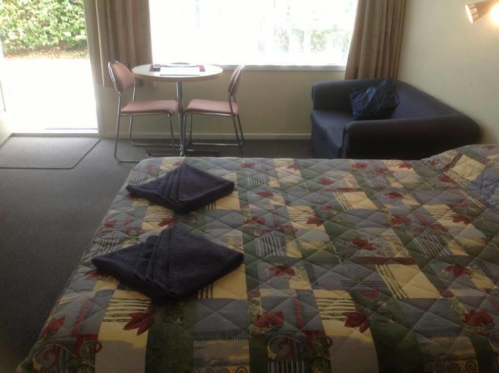 The Adelphi Motel Christchurch Dış mekan fotoğraf